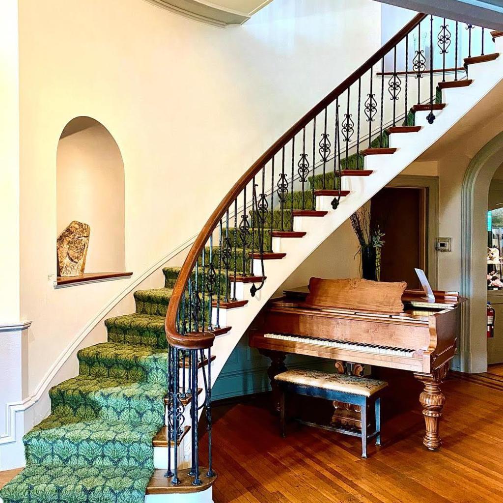 GMOA Staircase