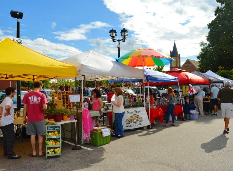 Uptown Umbrella Market - Greenville NC